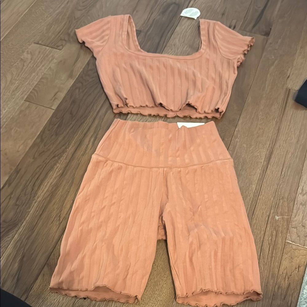 Aerie Peach Ribbed Set